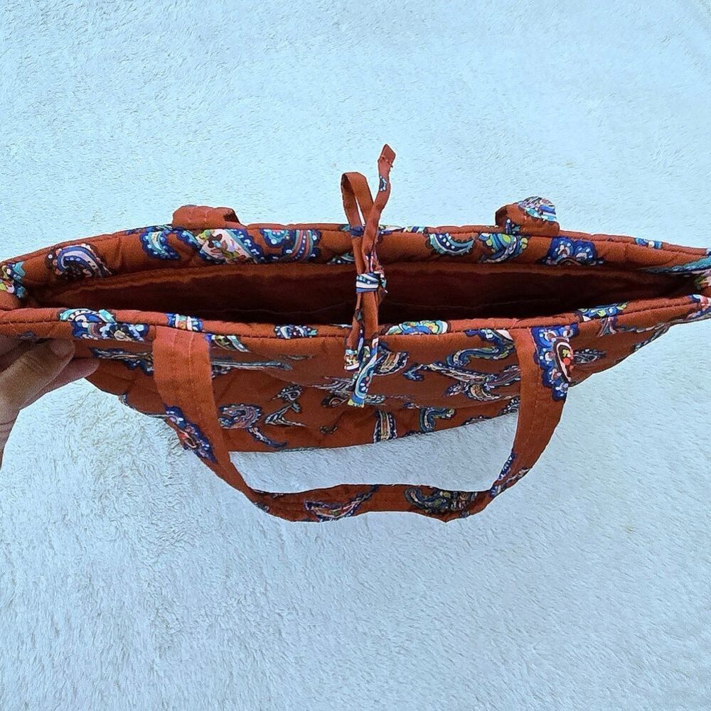 Vera Bradley Small "North⬆️ South⬇️" Tote - NWT - Picture 3 of 16